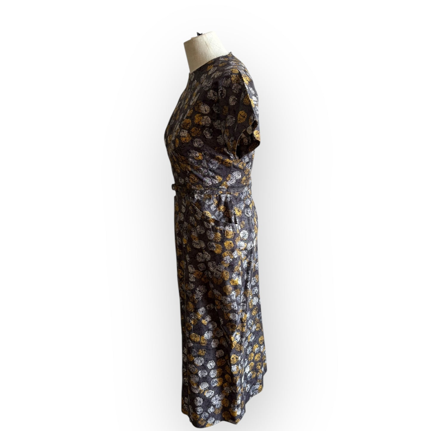 Vintage 1950s J. White Short Sleeve Dress with Belt and Pockets