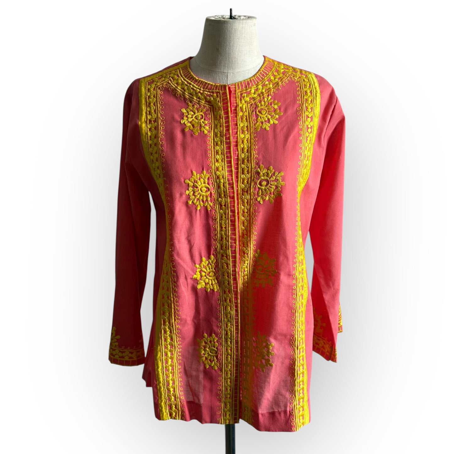 Vintage 1960s Peach and Yellow Tunic Blouse