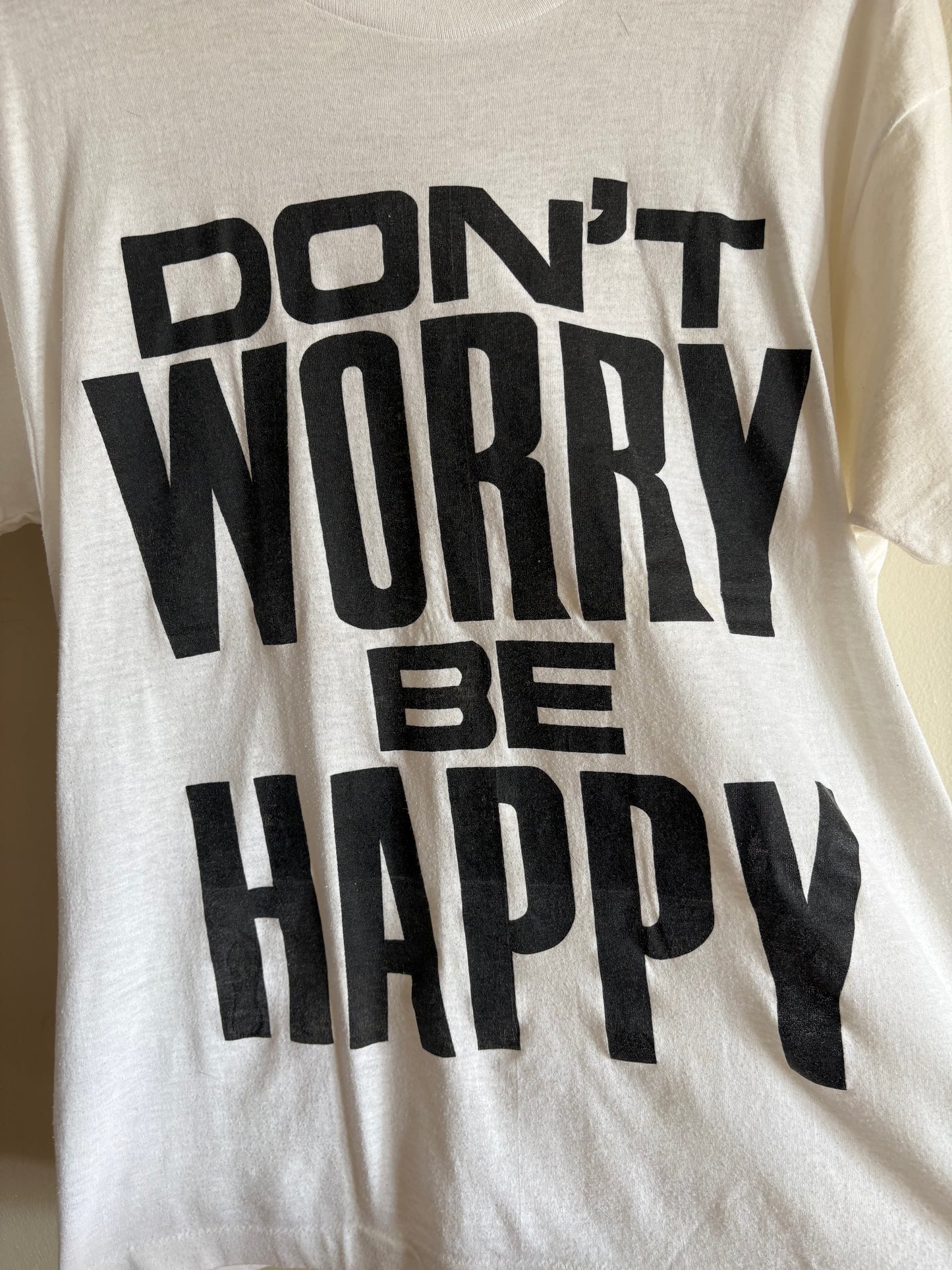 Vintage 1990s "Don't Worry, Be Happy" Single Stitch T-Shirt