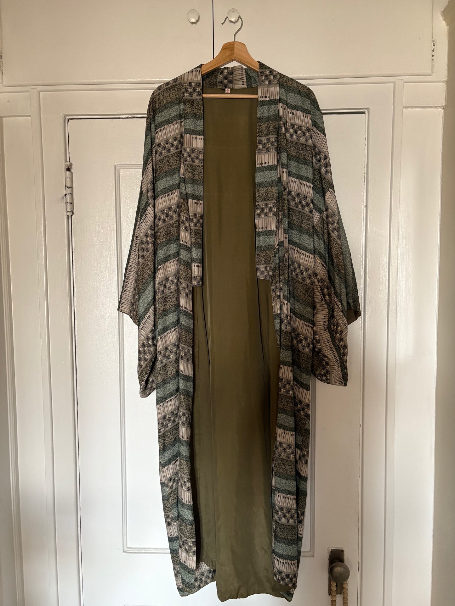 Vintage Silk Kimono Robe