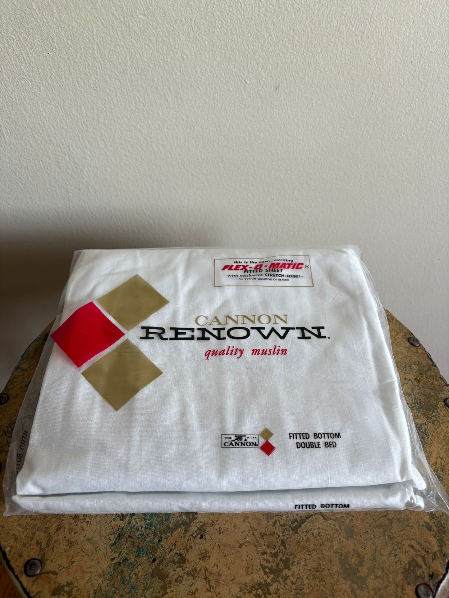 Vintage MCM Deadstock Cannon Renown Fitted Sheet