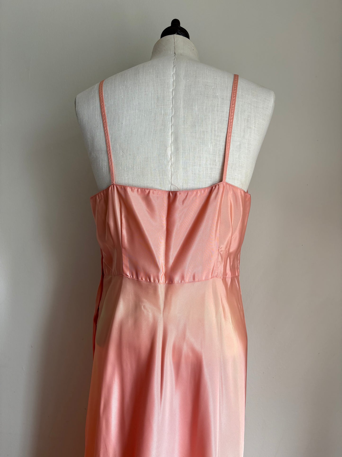 Vintage 1940s Pink Chiffon & Lace Evening Dress