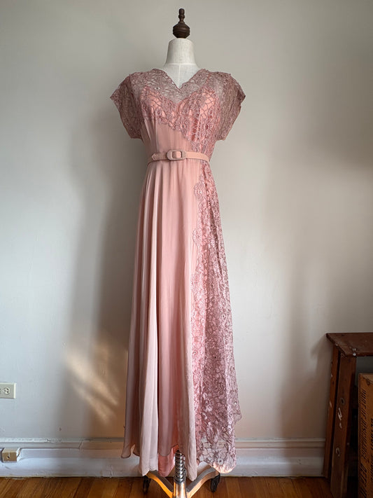 Vintage 1940s Pink Chiffon & Lace Evening Dress