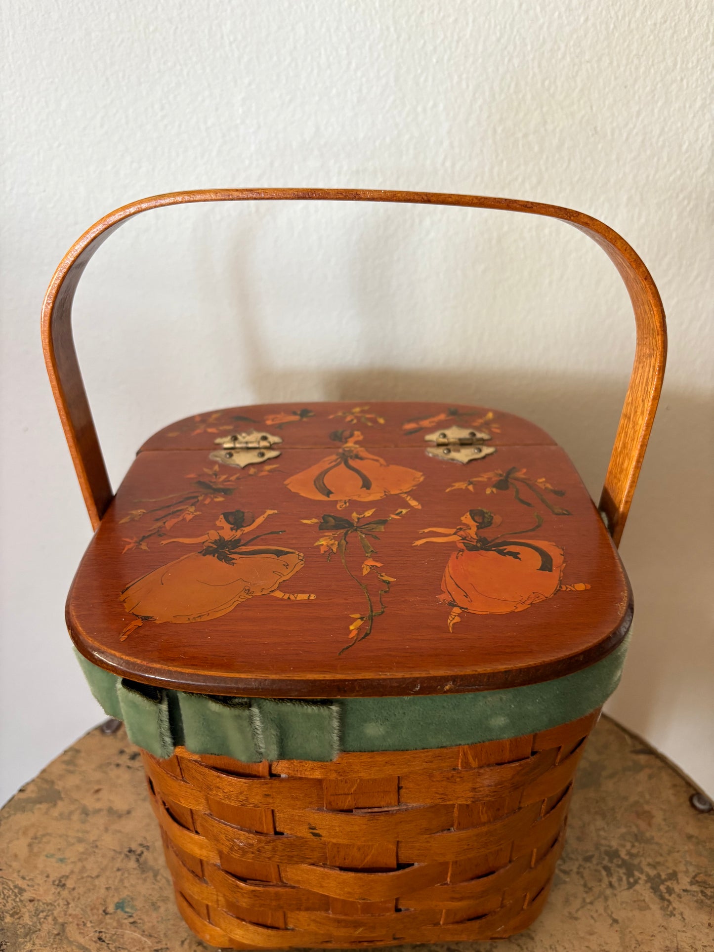 Vintage Picnic Basket Purse