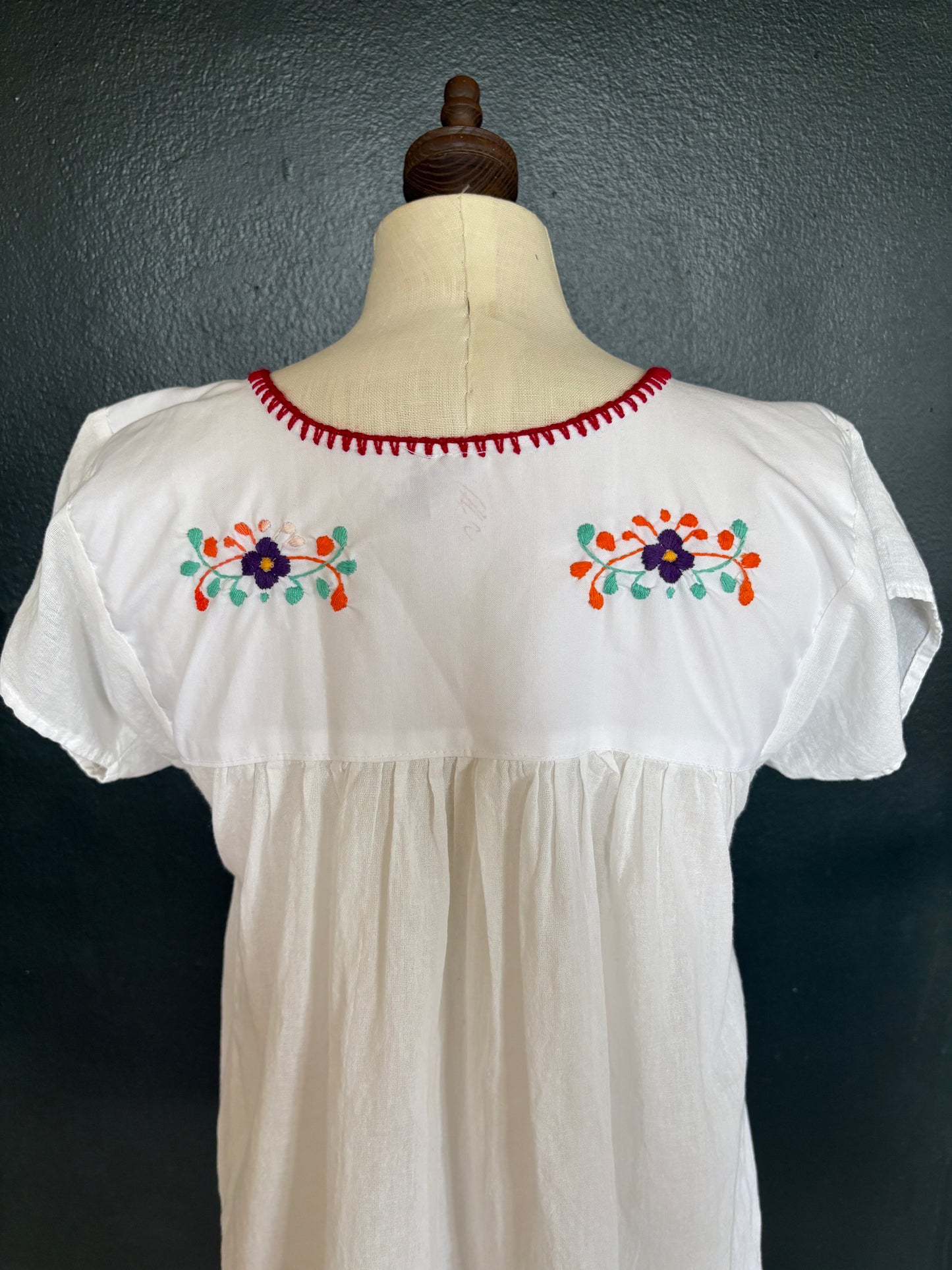 Vintage Mexican Embroidered Cotton Blouse