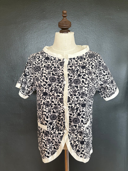 Vintage 1960s Charmode Short Sleeve Black & White Floral Blouse