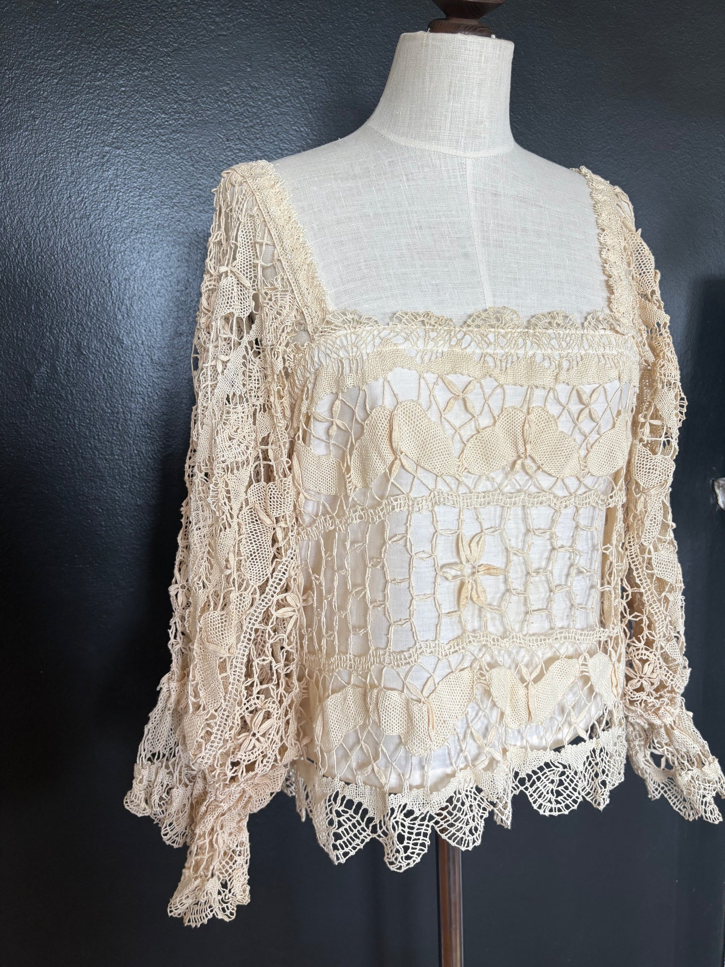 Vintage 1970s O'Susanna Boho Cotton & Lace Top