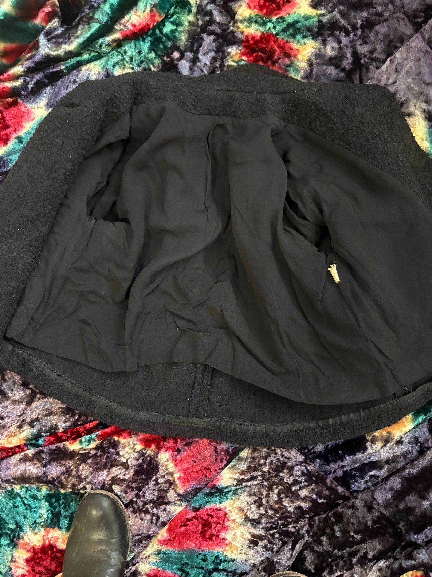 Vintage 1940s Black Cropped Jacket