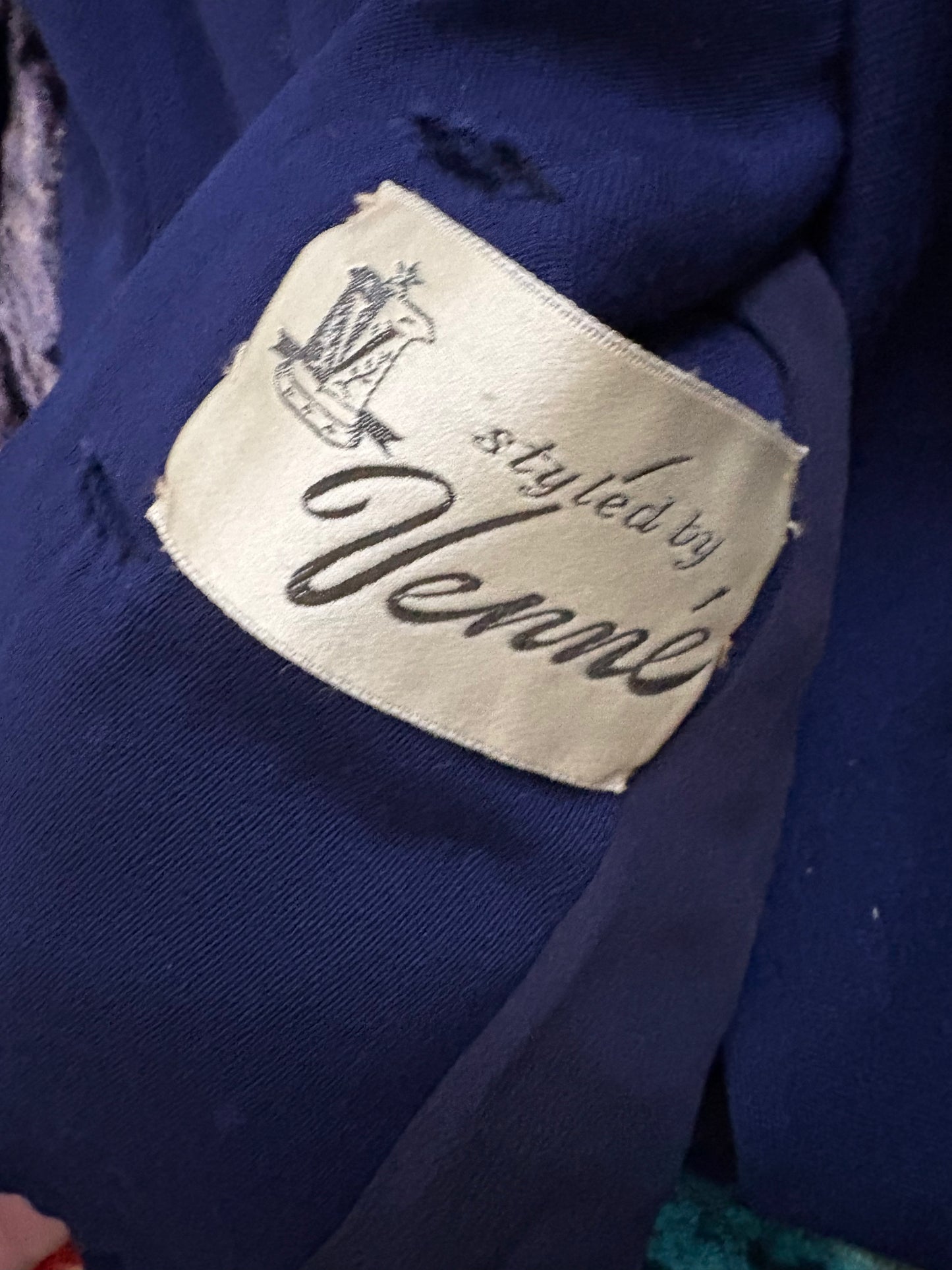 Vintage 1940s Goldsmith's Memphis Navy Blue Wool Peplum Blazer