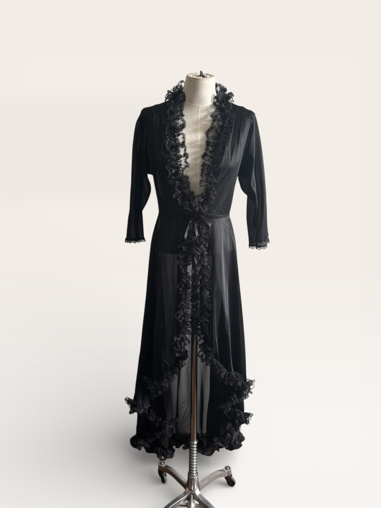 Vintage Fredericks of Hollywood Black Lace Trim Boudoir Robe