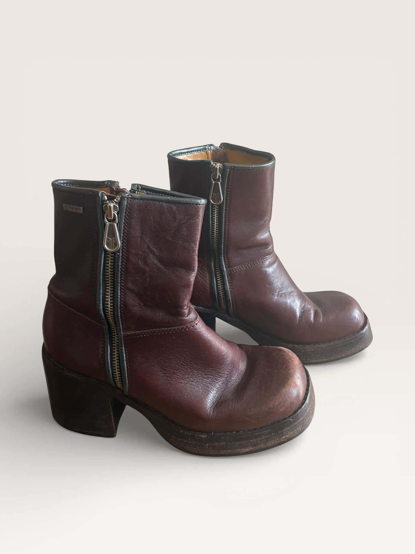 Vintage Y2K RARE Frye Village Chunky Platform Ankle Boots