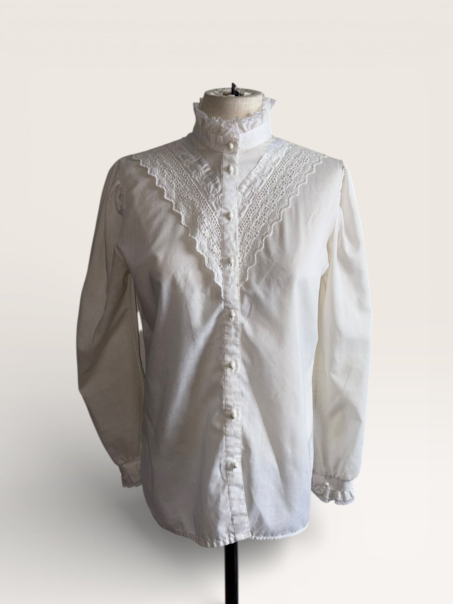 Vintage 1960s St. Amy Cotton Ruffle Collar Blouse