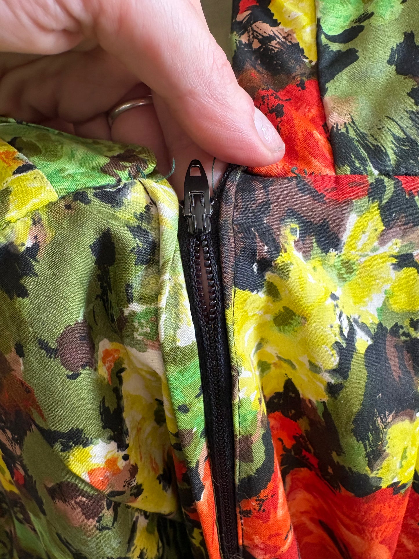 Vintage 1950s Sleeveless Floral Midi Dress with Belt AS-IS