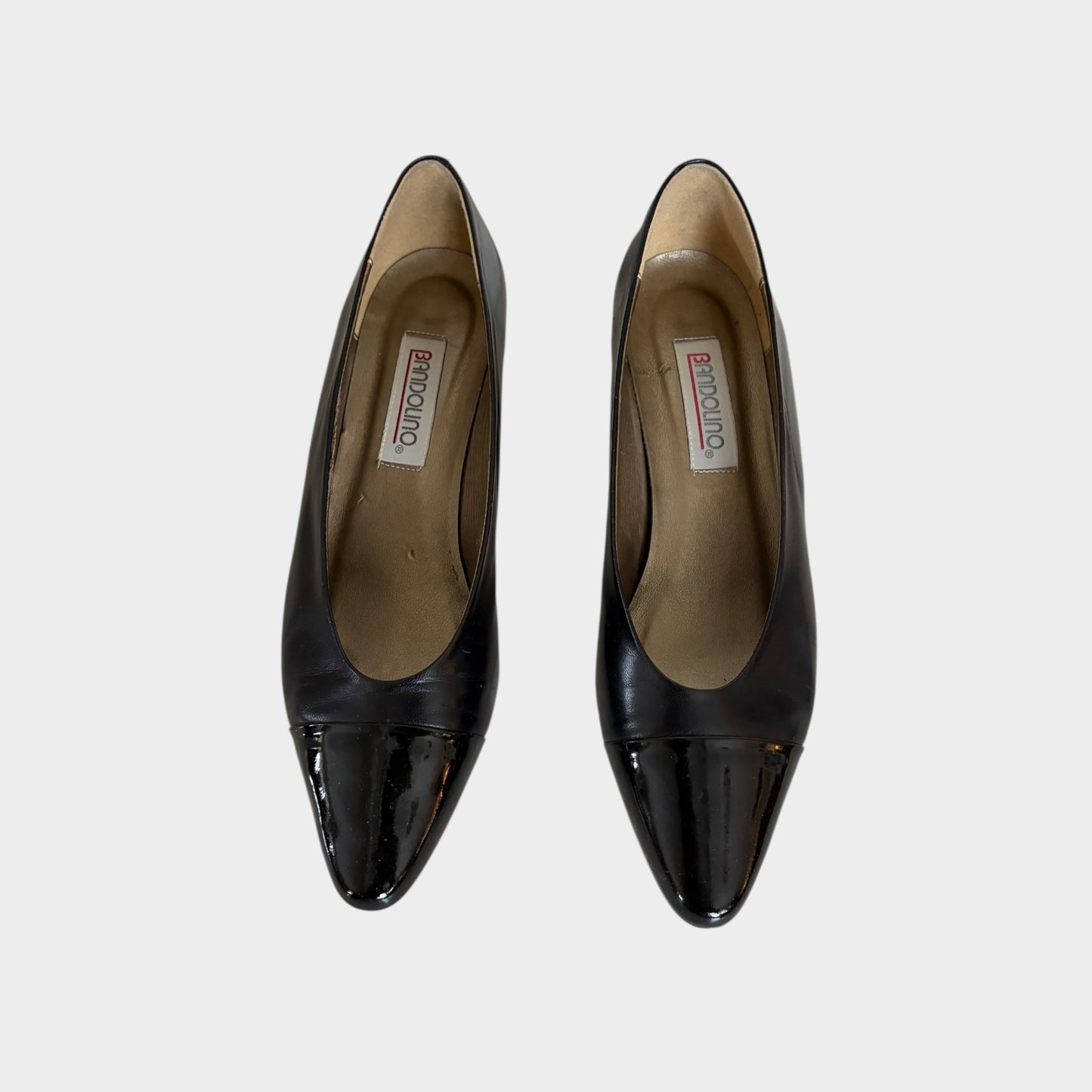 Vintage 1990s Black Leather Bandolino Kitten Heels